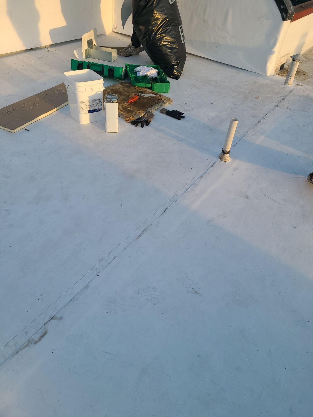 Alexandria: Carlisle Syntec TPO Flat Roof Installation by RM Banning, Inc.