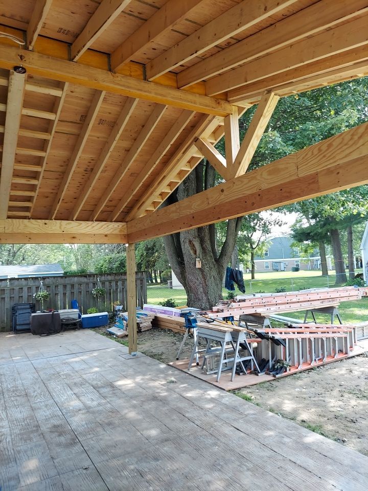 Outdoor Living- Addition by Ivy Lea Construction