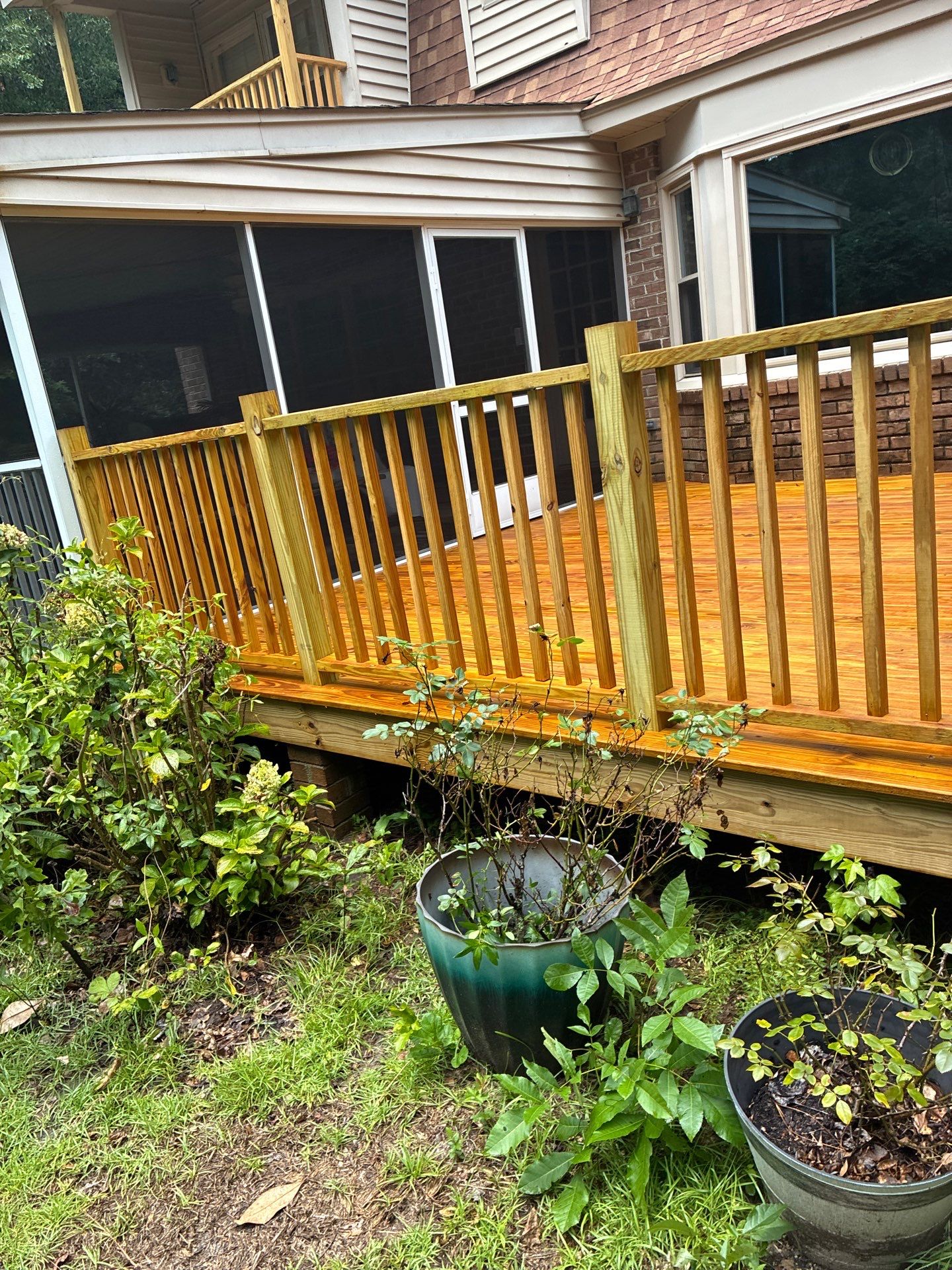 Deck using Wood Sealant by DuraSeal