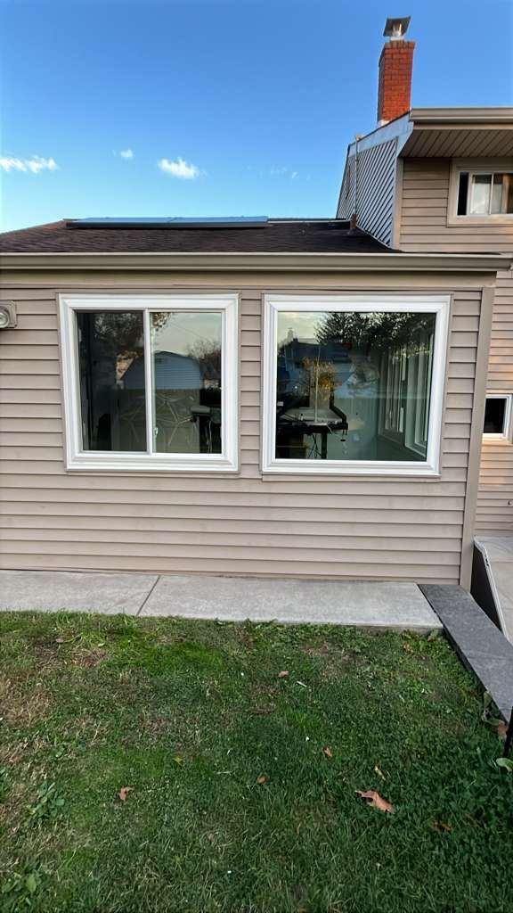 Chris's Home - Bensalem  by Window Guardians