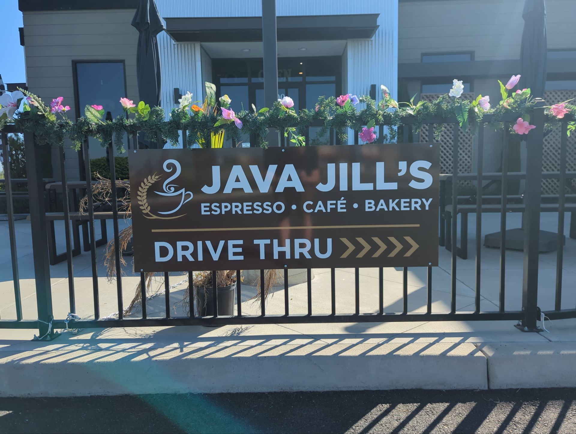 Commercial Signage Package and Monument Sign Installation in Modesto by City Signs