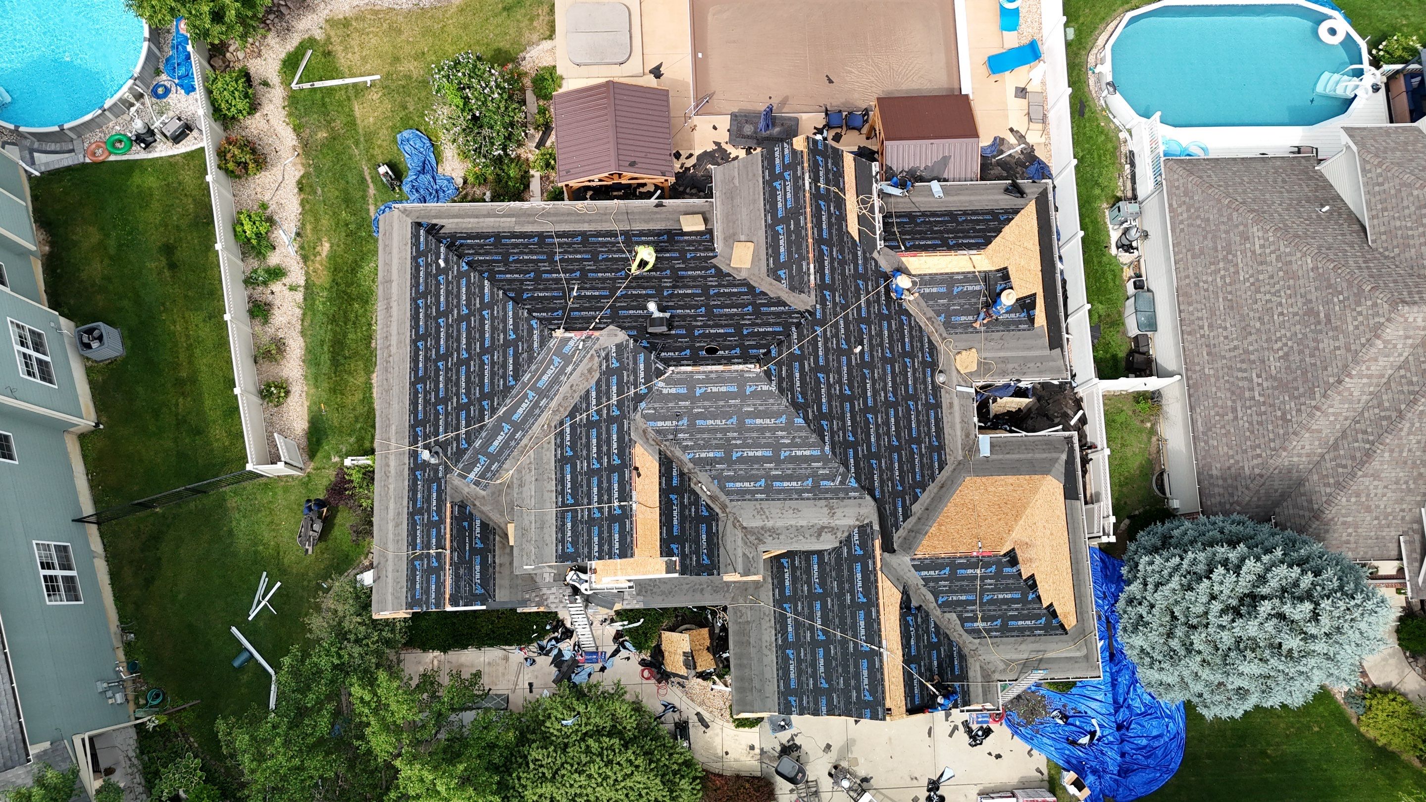 Roofing using GAF Weathered Wood by Optimal Home Improvement 