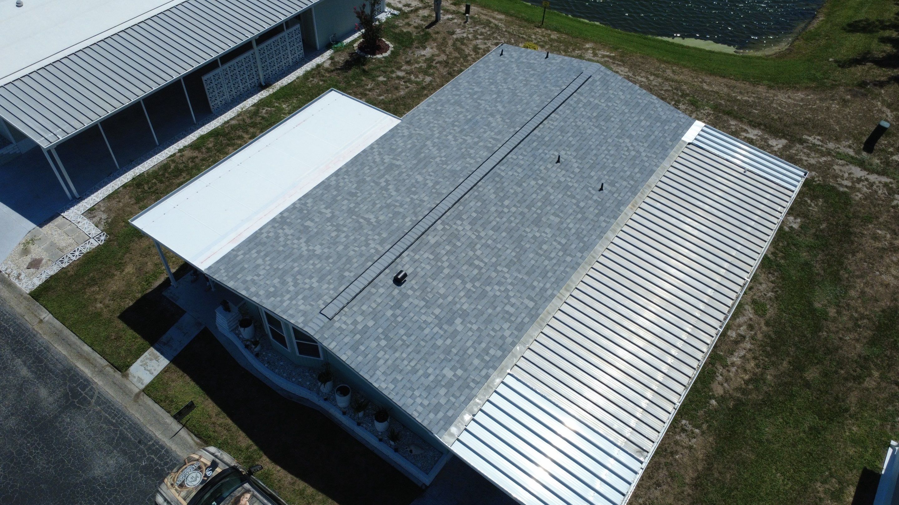 Roof replacement in Palmetto, FL by Steadfast Roofing