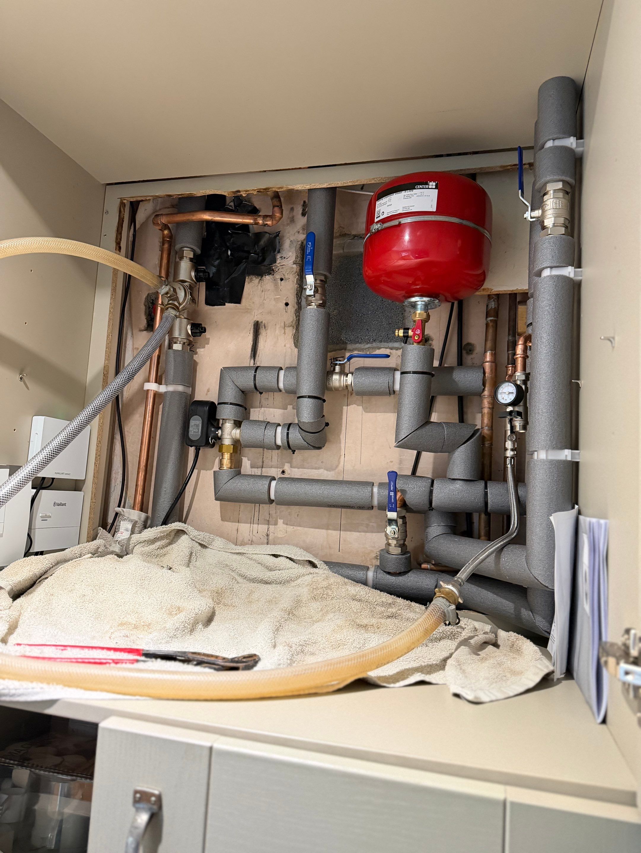🔥 Another Successful Air Source Heat Pump Installation 🔥 by Elite Services Group Ltd