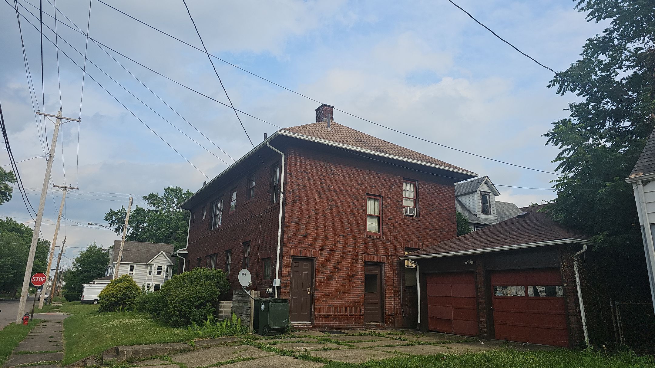 ATLAS PINNACLE COLOR: MORNING HARVEST DRIP EDGE: MUSKET BROWN by Eagle Eye Roofing
