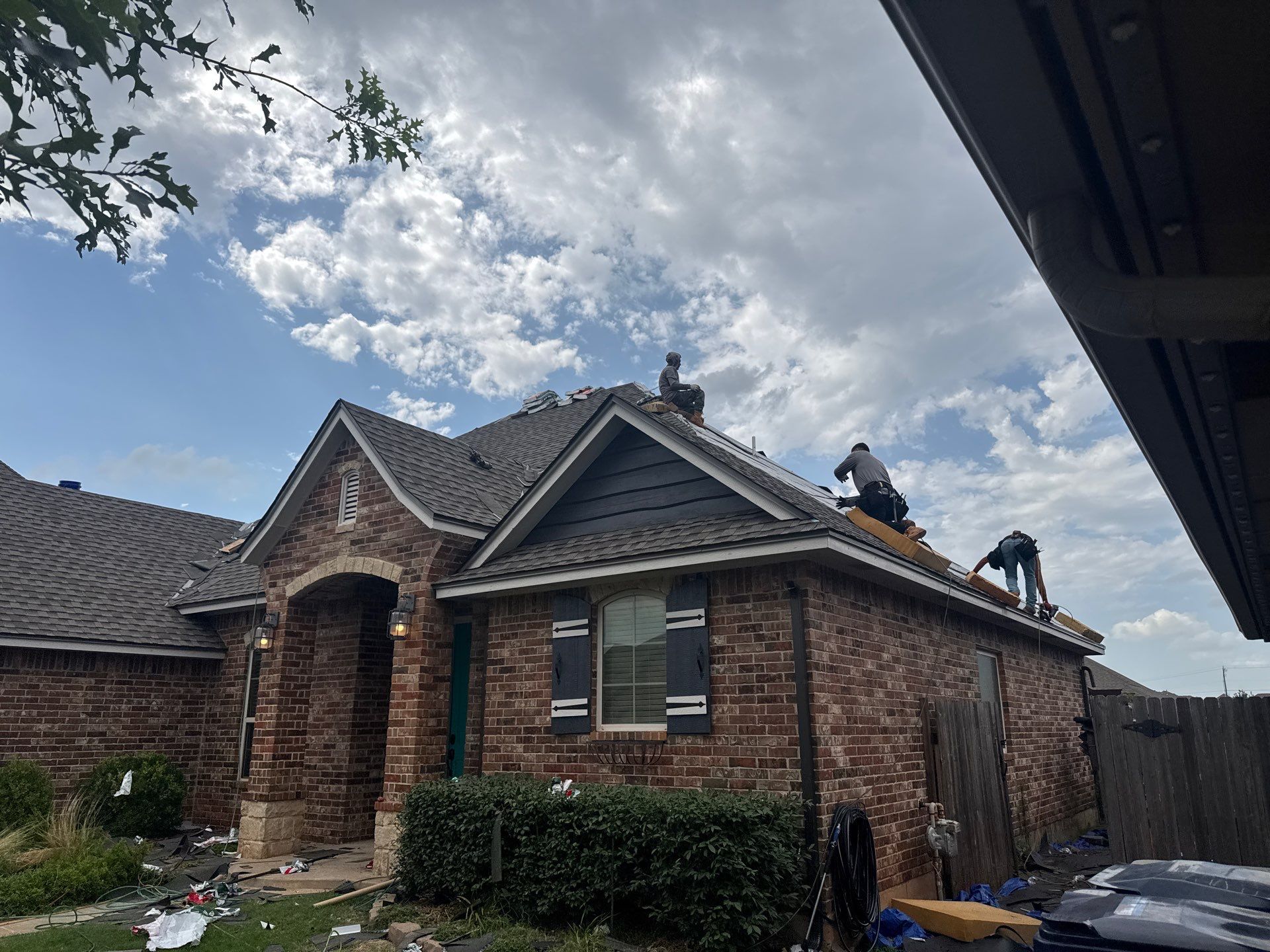 GAF Architectural Shingle Roof Replacement and Decking Repair in Mustang by 5Coat Roofing & Construction