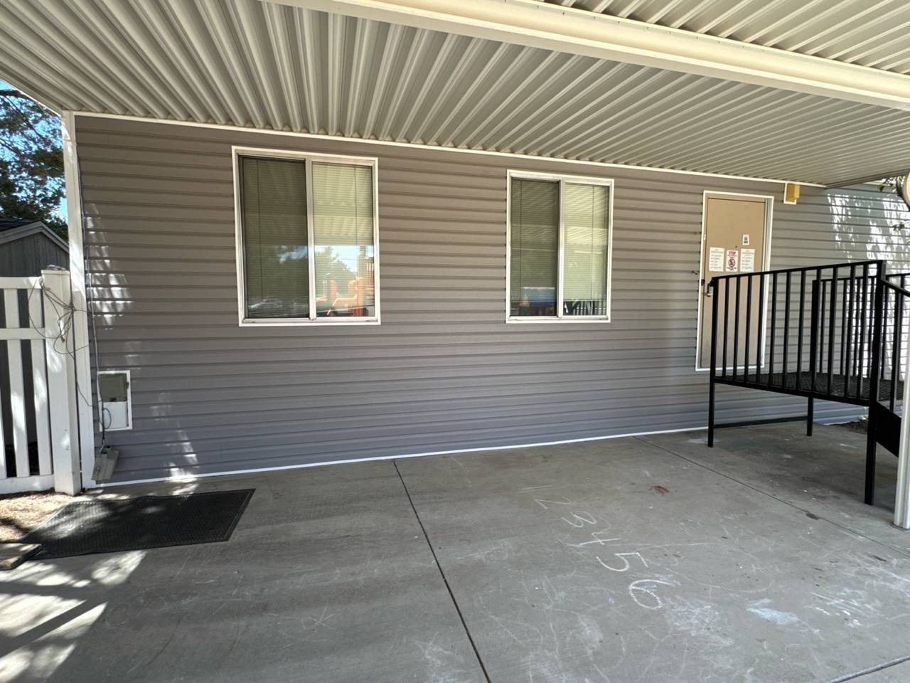 Heber City | Mastic Vinyl Targeted Update | Harbor Grey & White by Ideal Siding Utah