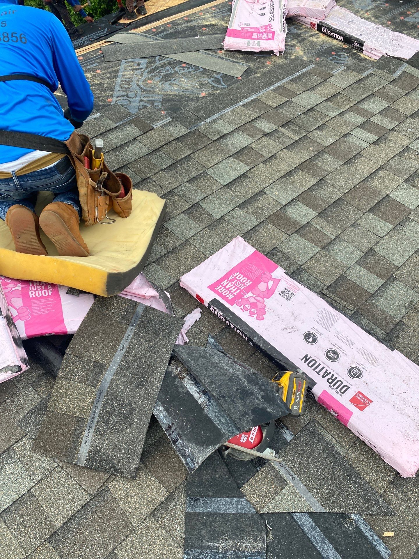 Residential Roofing Installation using Owen's Corning Duration (Lifetime) Shingles by Roof Repair Company