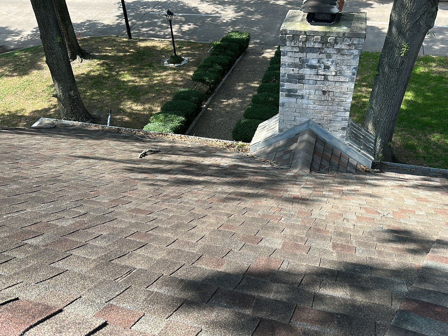 Residential Roofing Installation using Owen's Corning Duration (Lifetime) Shingles by Roof Repair Company