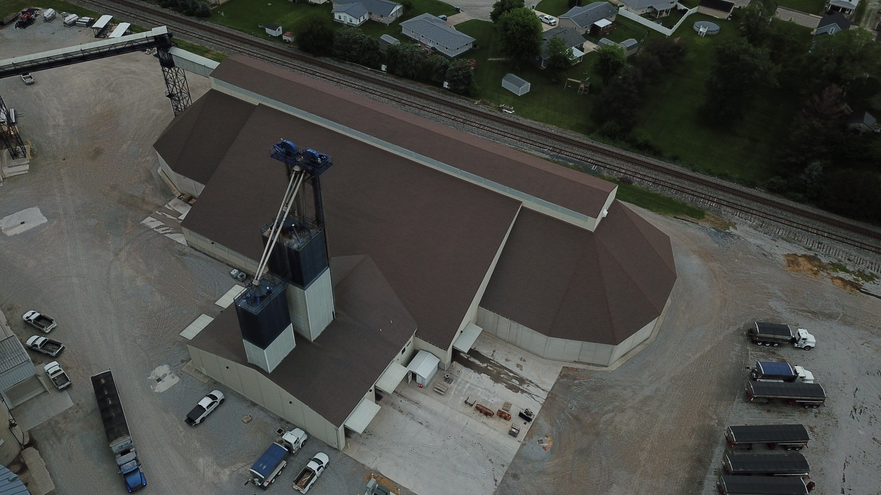 Commercial Roofing Installation using Duration Series Shingles - Chateau Green  by RoofX 
