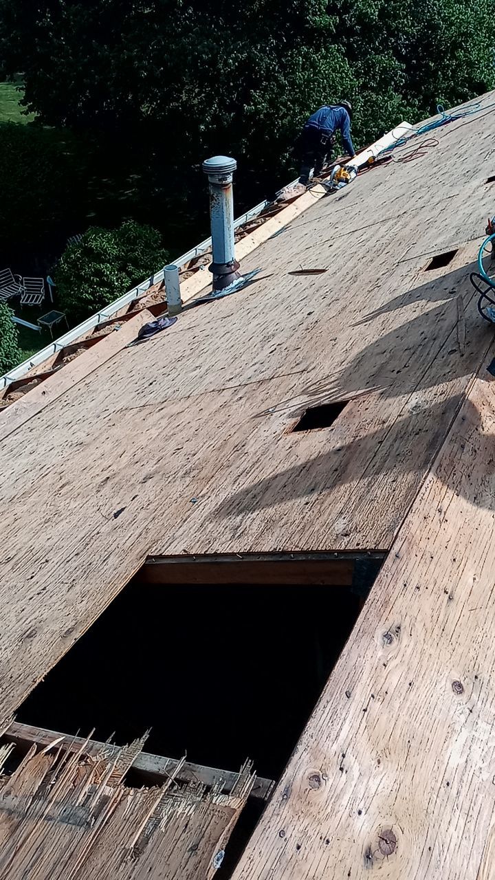 Roof Replacement using CertainTeed Landmark by 180 Contractors