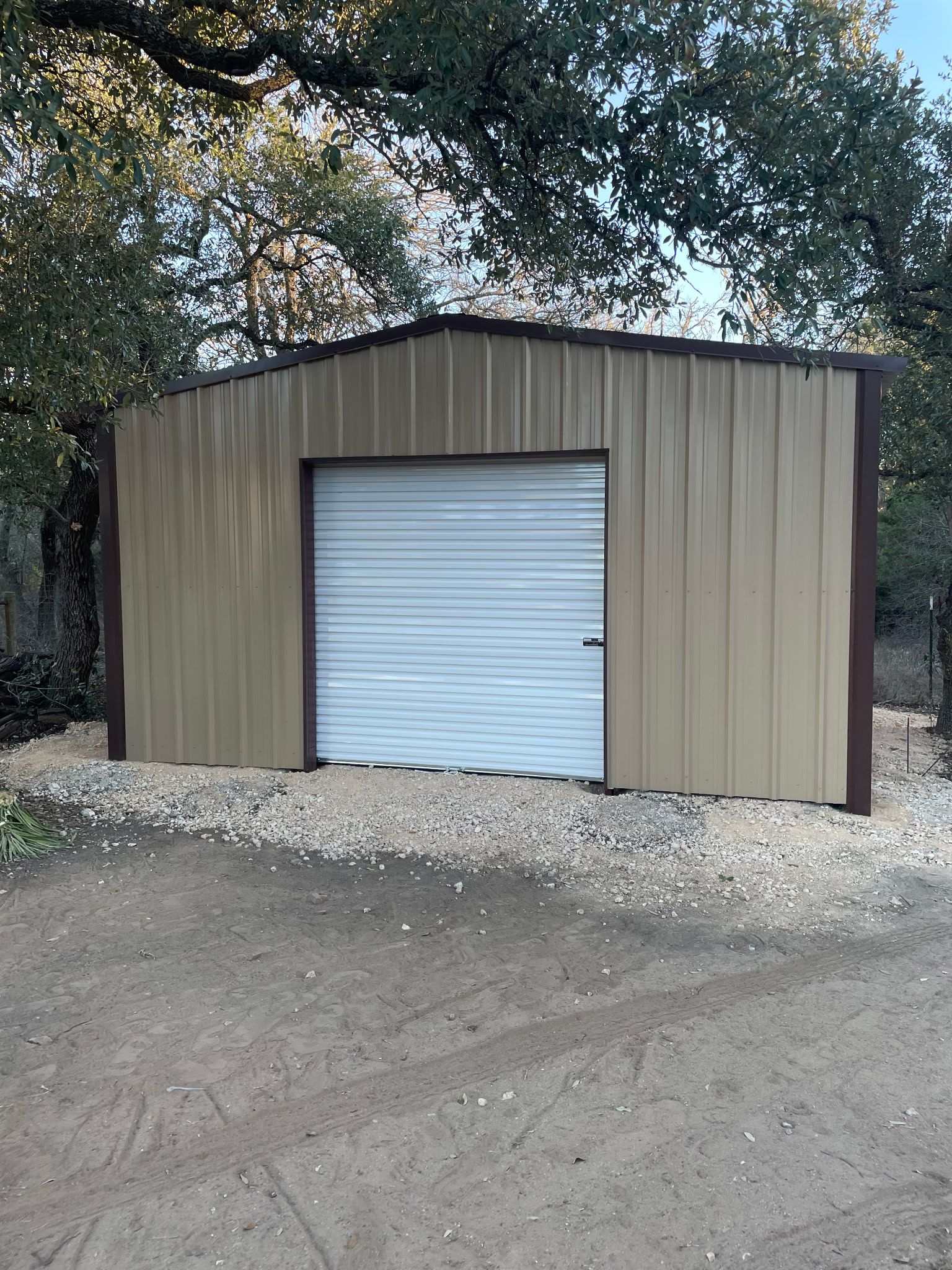 Carports, Metal Patio Covers, Barns, Shops, and more by REPS Austin Area Roofer