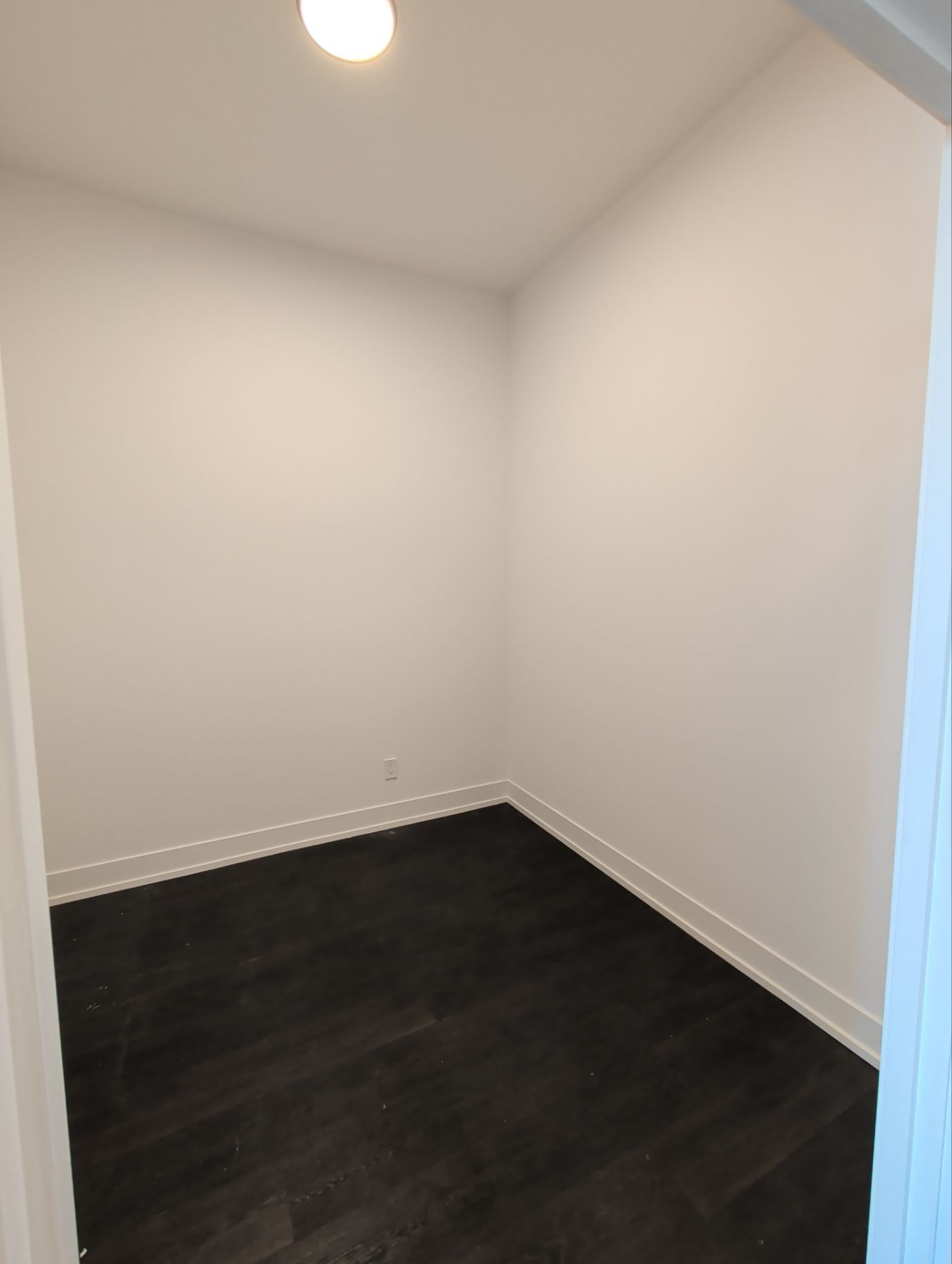 Richmond Hill Condo Interior Painting and Kitchen Refresh by GTA HOME PAINTING