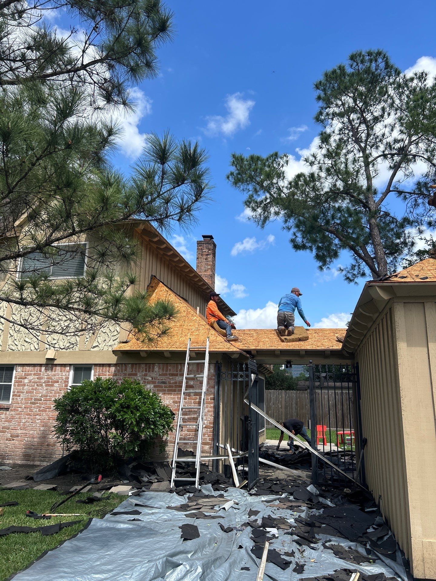 Roof Replacement in Houston TX by Roof Repair Company