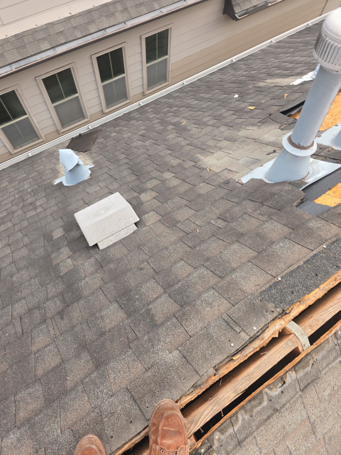 Roof Replacement Houston by Roof Repair Company