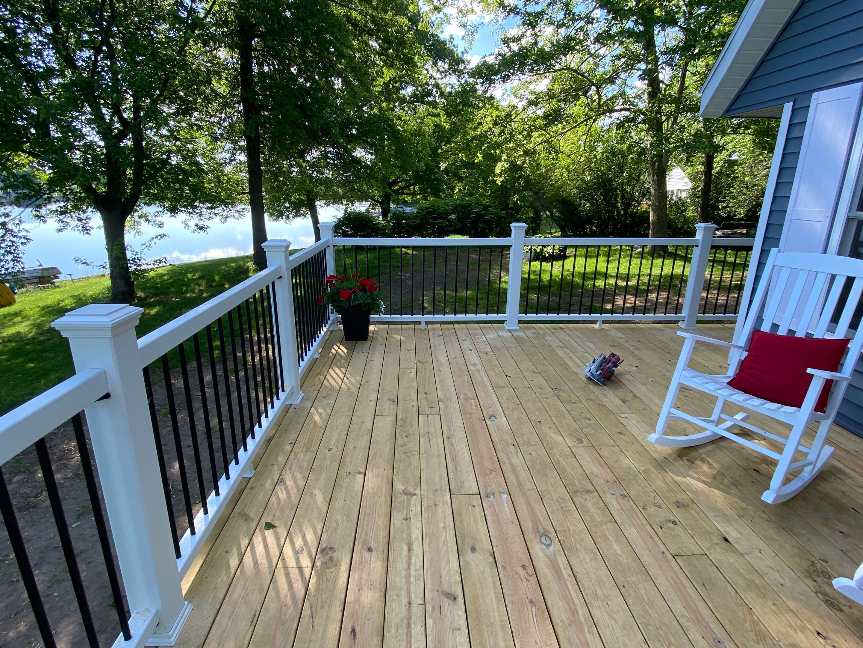 Project in Coral  by Cutting Edge Homes