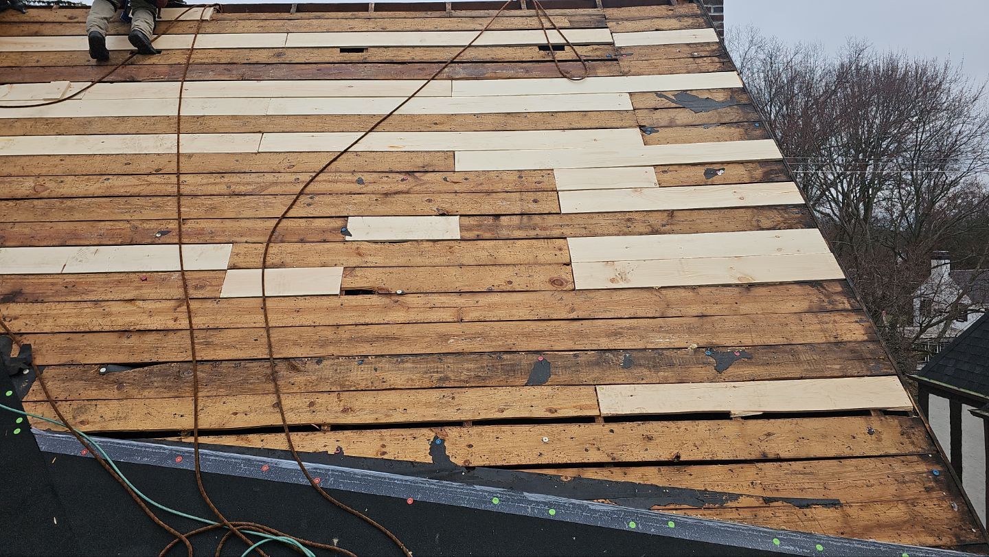 Atlas Pinnacle Color: Black Shadow, Drip Edge: Black by Eagle Eye Roofing