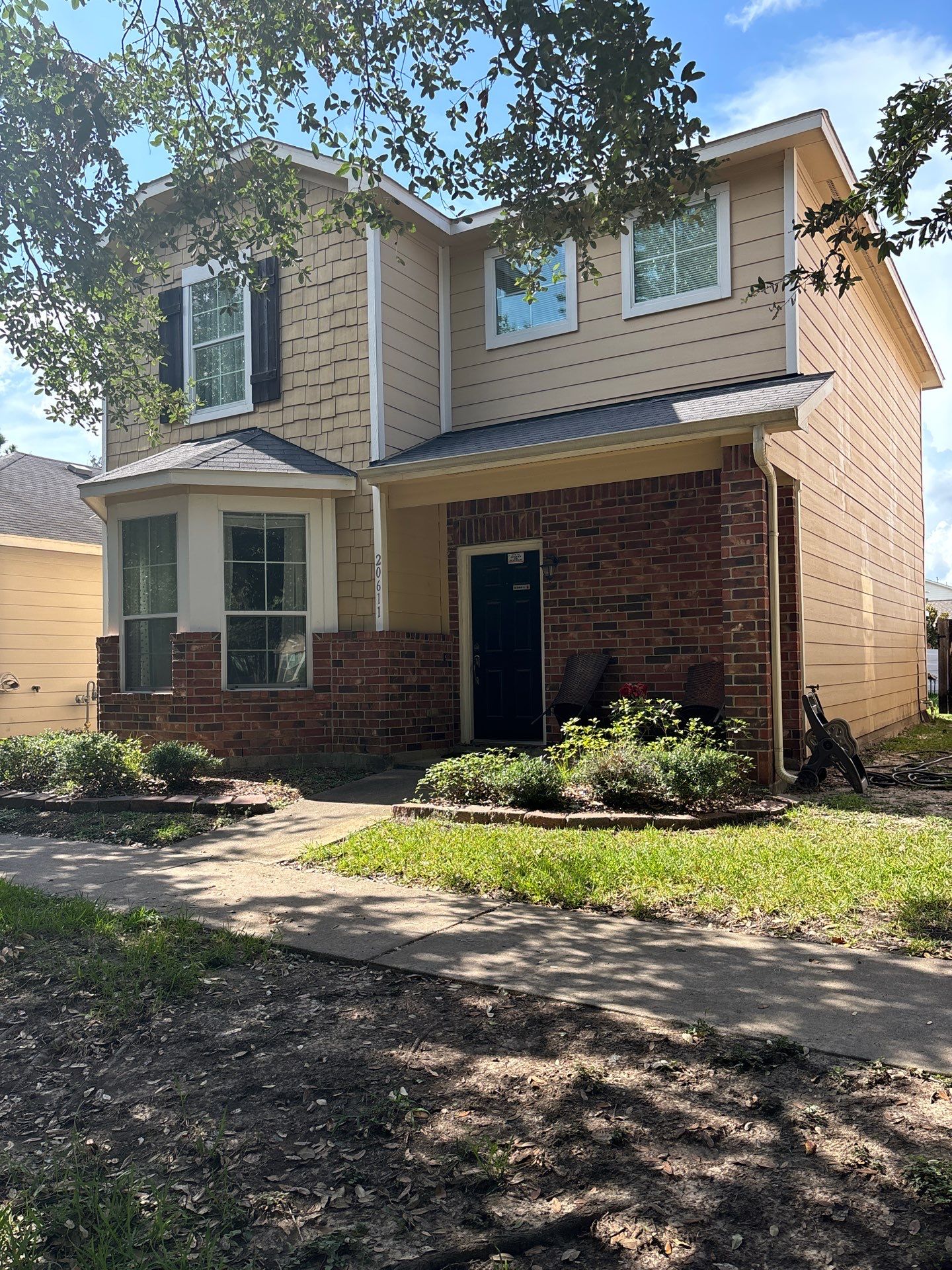 Residential Roofing Installation using Owen's Corning Duration (Lifetime) Shingles by Roof Repair Company