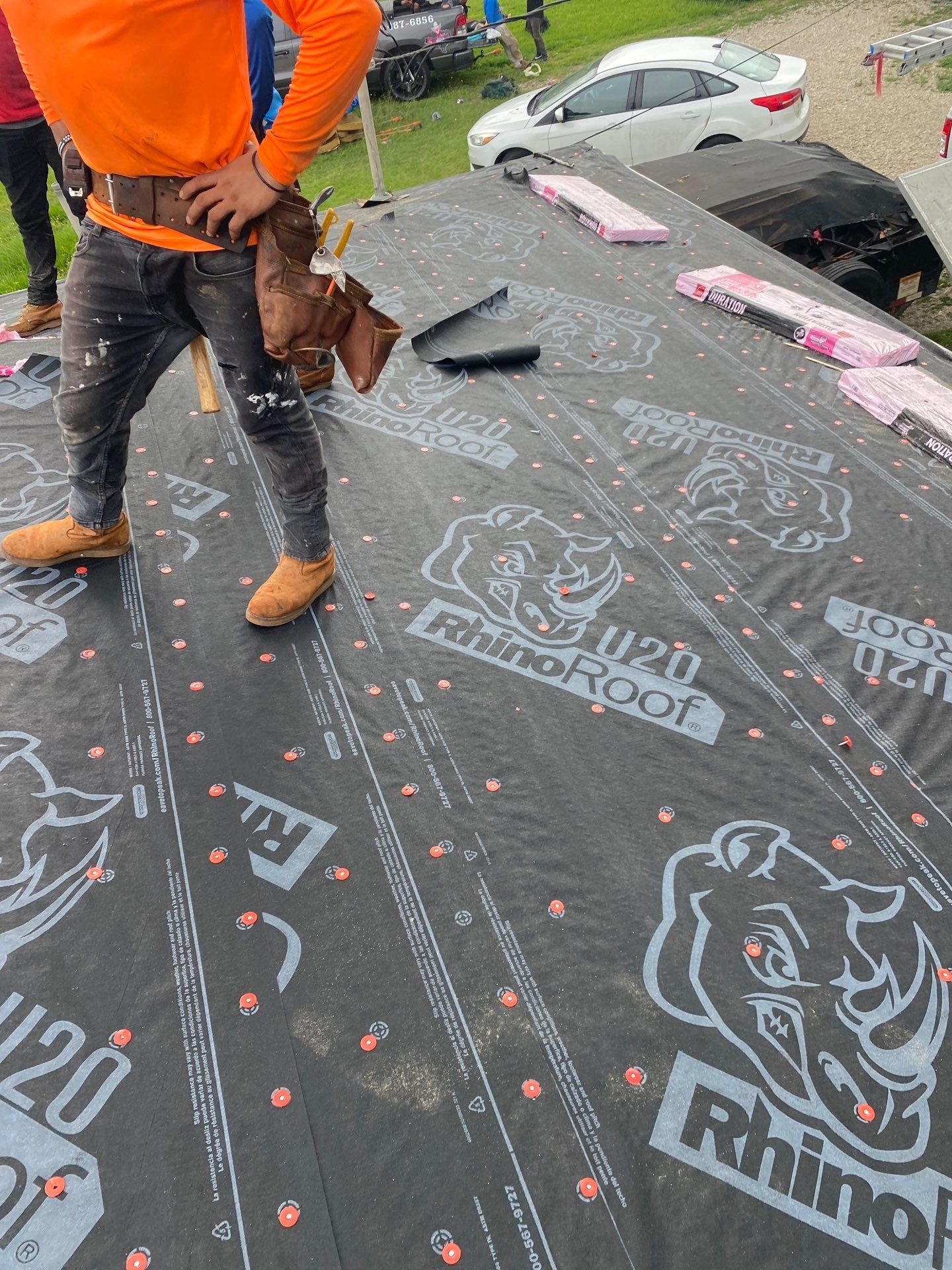 Residential Roofing Installation using Owen's Corning Duration (Lifetime) Shingles by Roof Repair Company