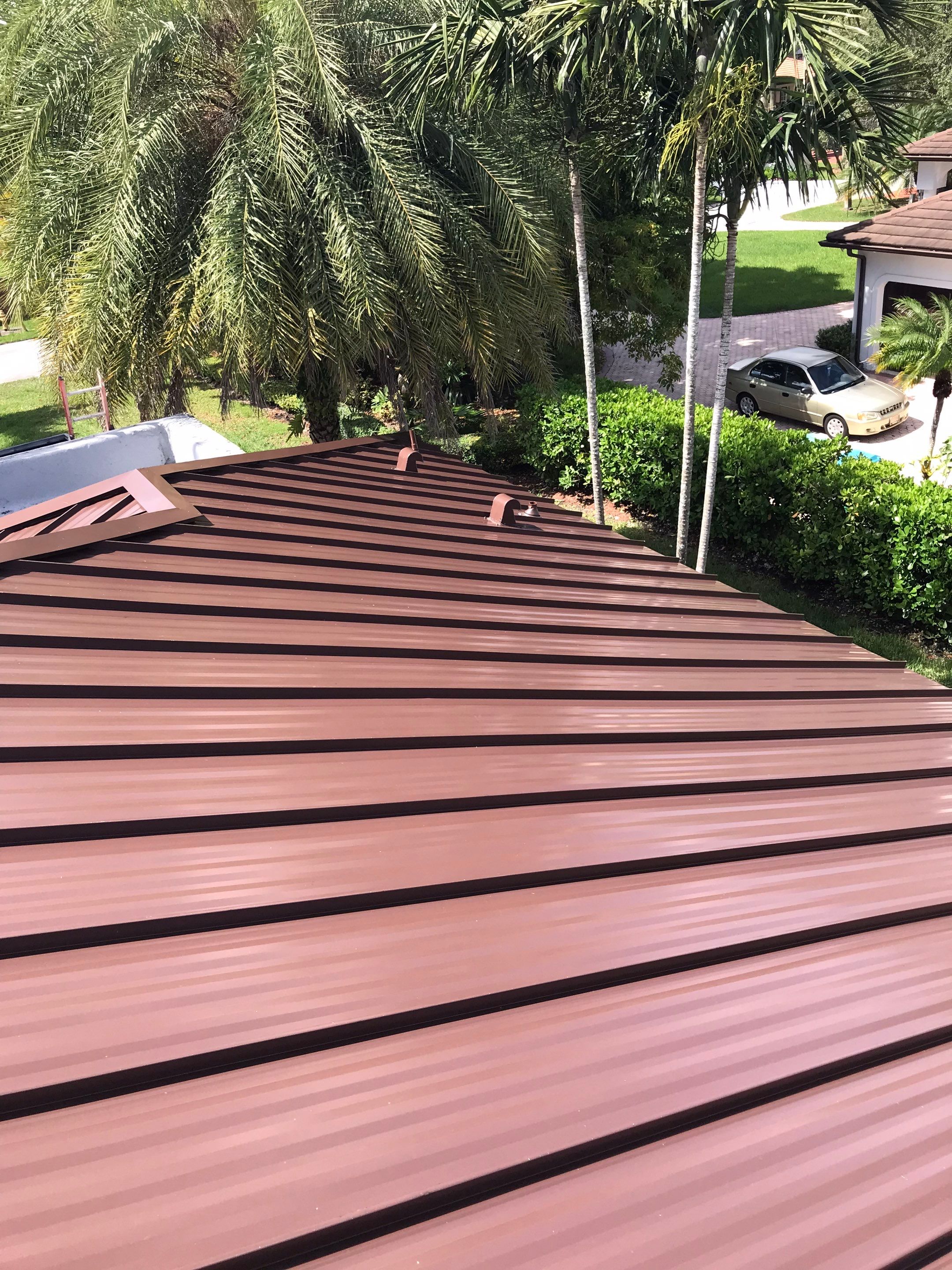 Metal Roof - Galvalume - Mansard Brown by Istueta Roofing