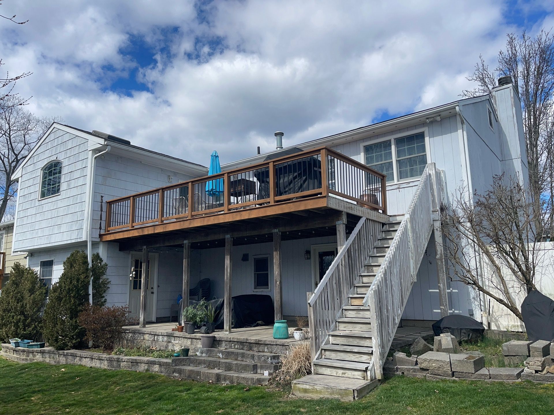 Siding Installation using Certainteed Cedar Impressions Straight Edge Perfection Shingles - D7 - Pacific Blue by A Plus Exterior