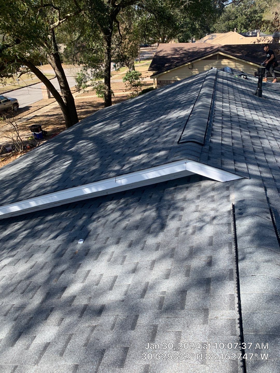 Roof replacement by American Roofing & Construction LLC