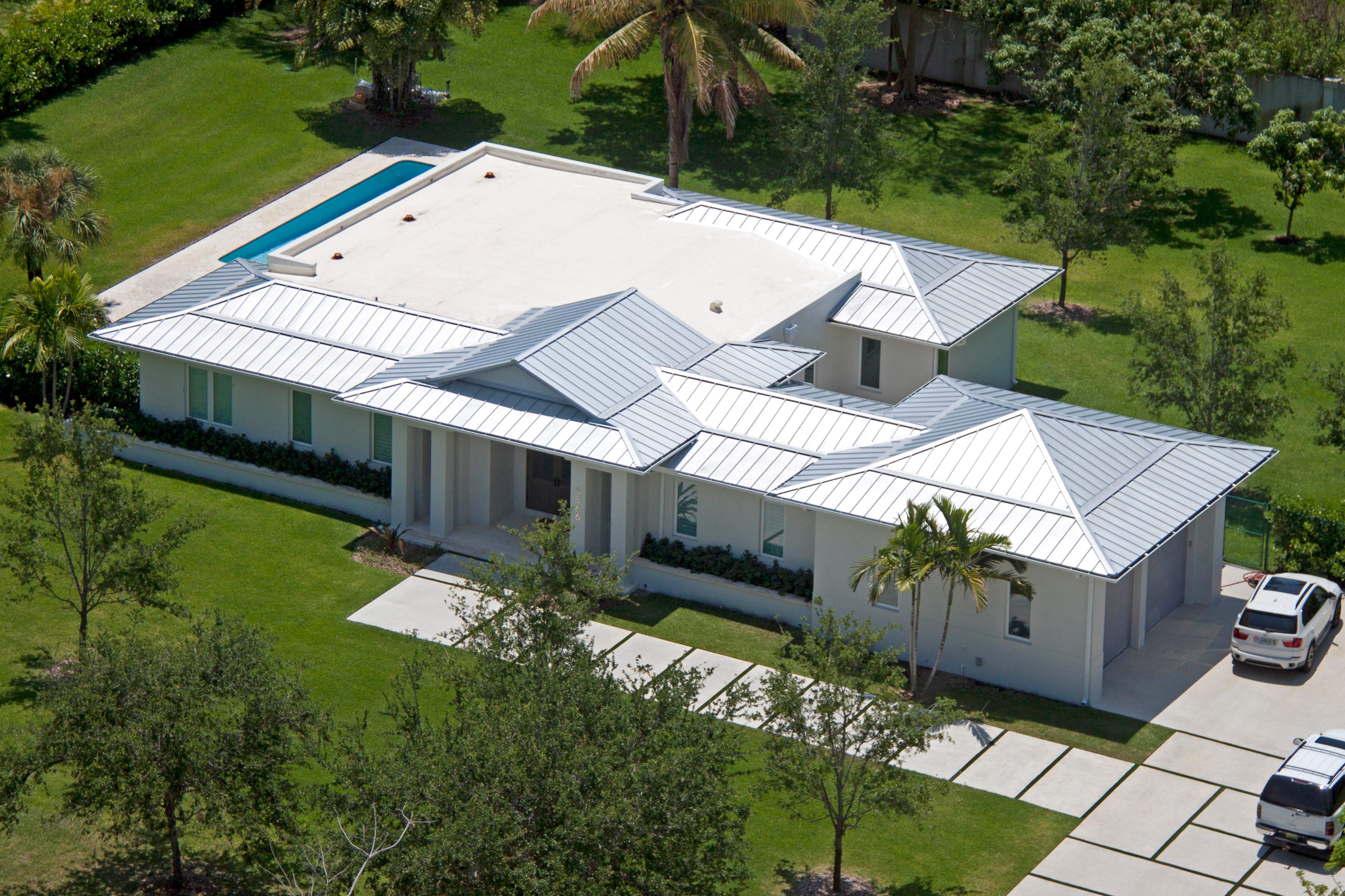 Metal Roof - Galvalume - Mill Finish by Istueta Roofing