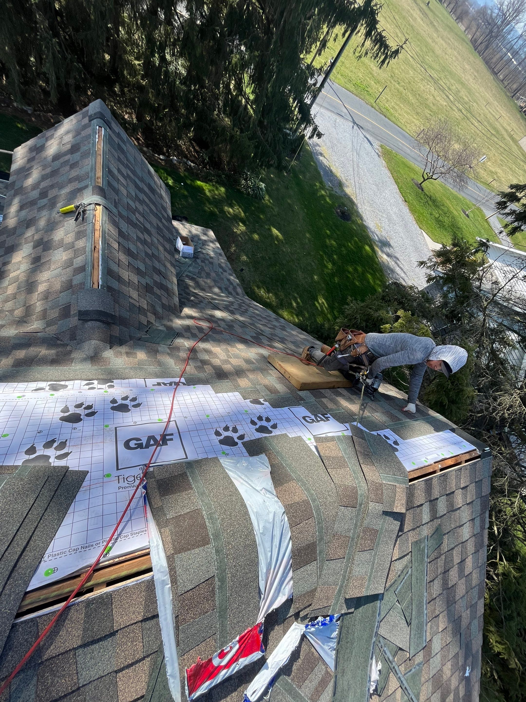 Cedar Falls Gaf roofing installation by Teflon Roofing