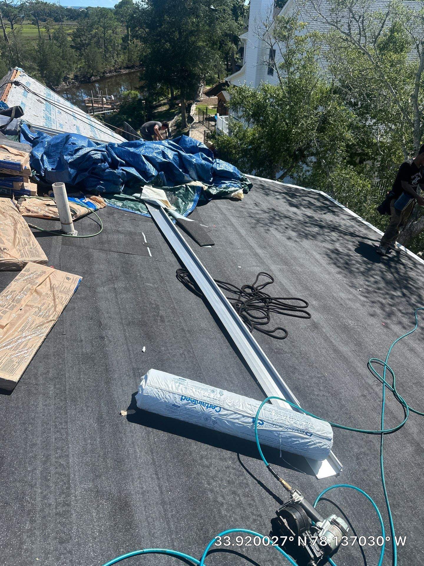 CertainTeed Landmark Weatheredwood Roof Replacement by RGR Construction and Roofing, LLC