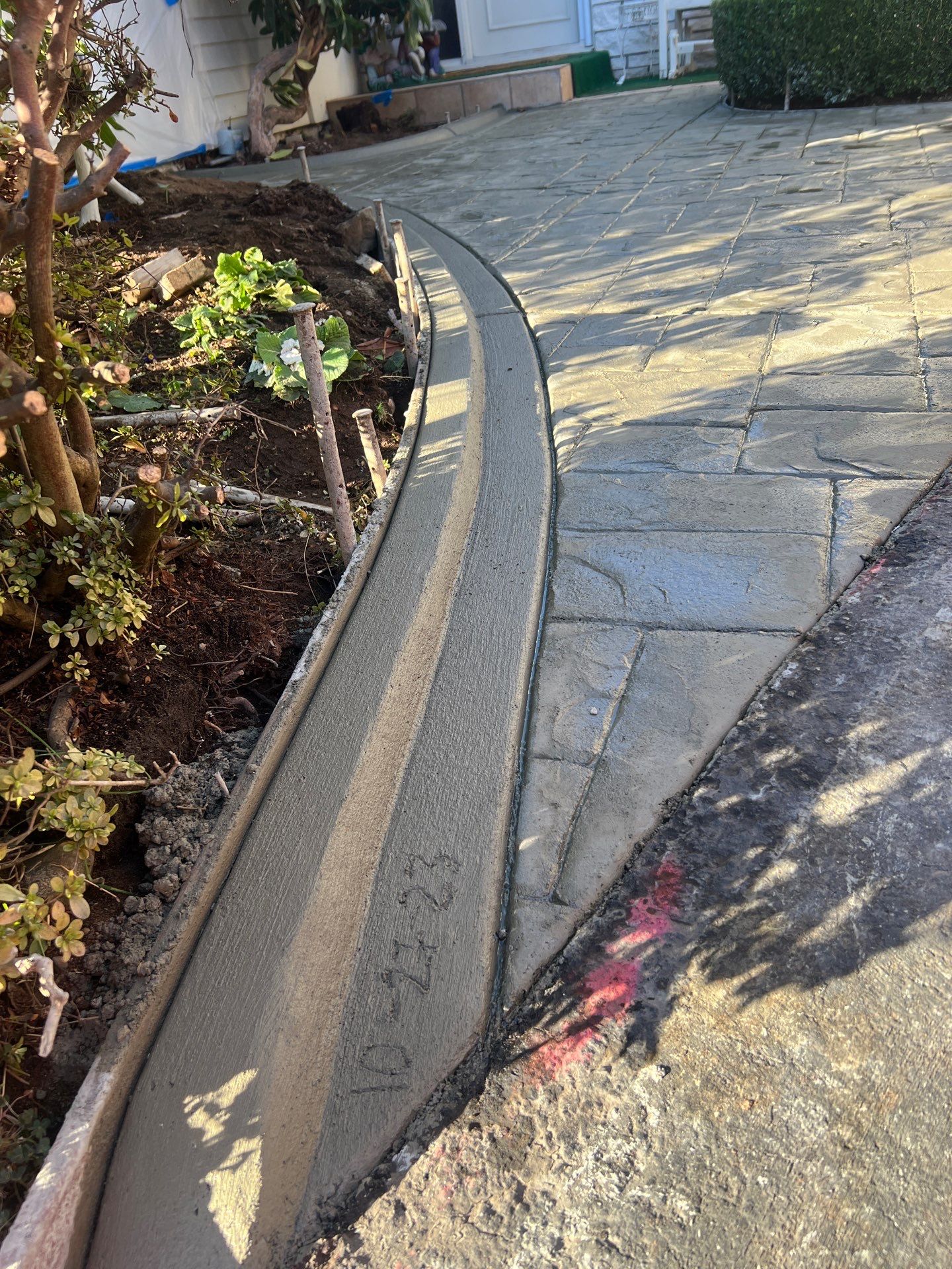 Gisela | Stamped Concrete Walkway  by Jireh Asphalt & Concrete Inc 