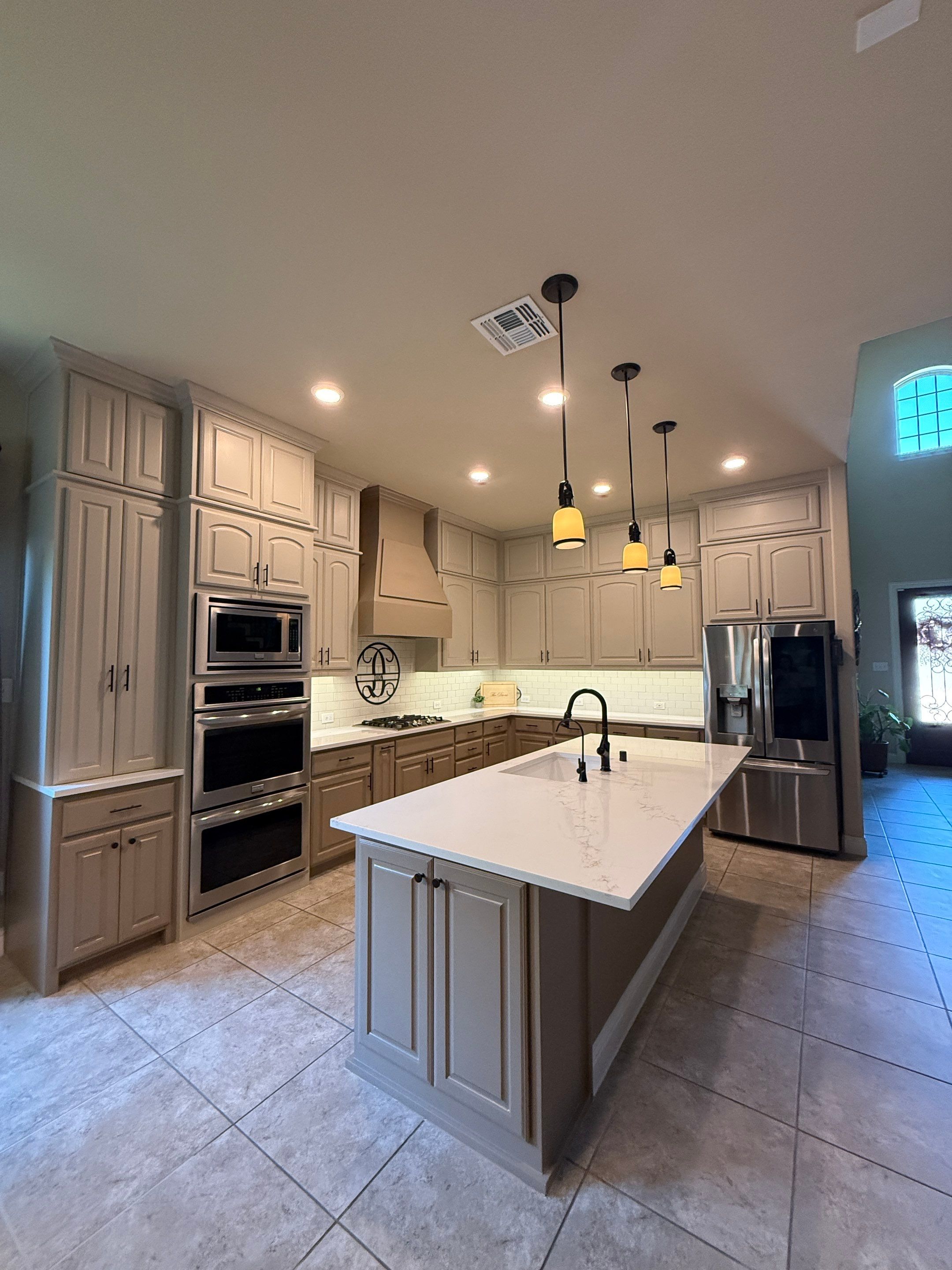 Kitchen & Primary Bath Remodel- McKinney, TX by C3 Custom Builds