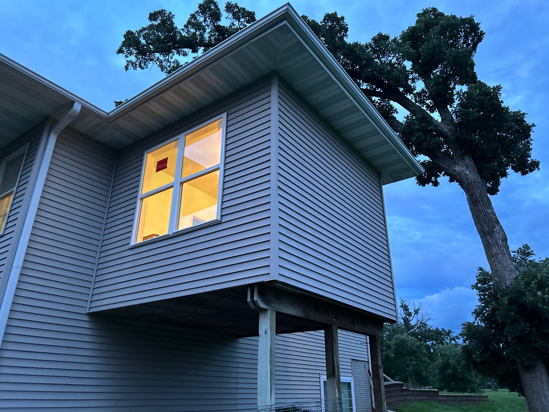 Replacing Old Windows with Hawthorn Vinyl Windows by United Windows and Siding LLC