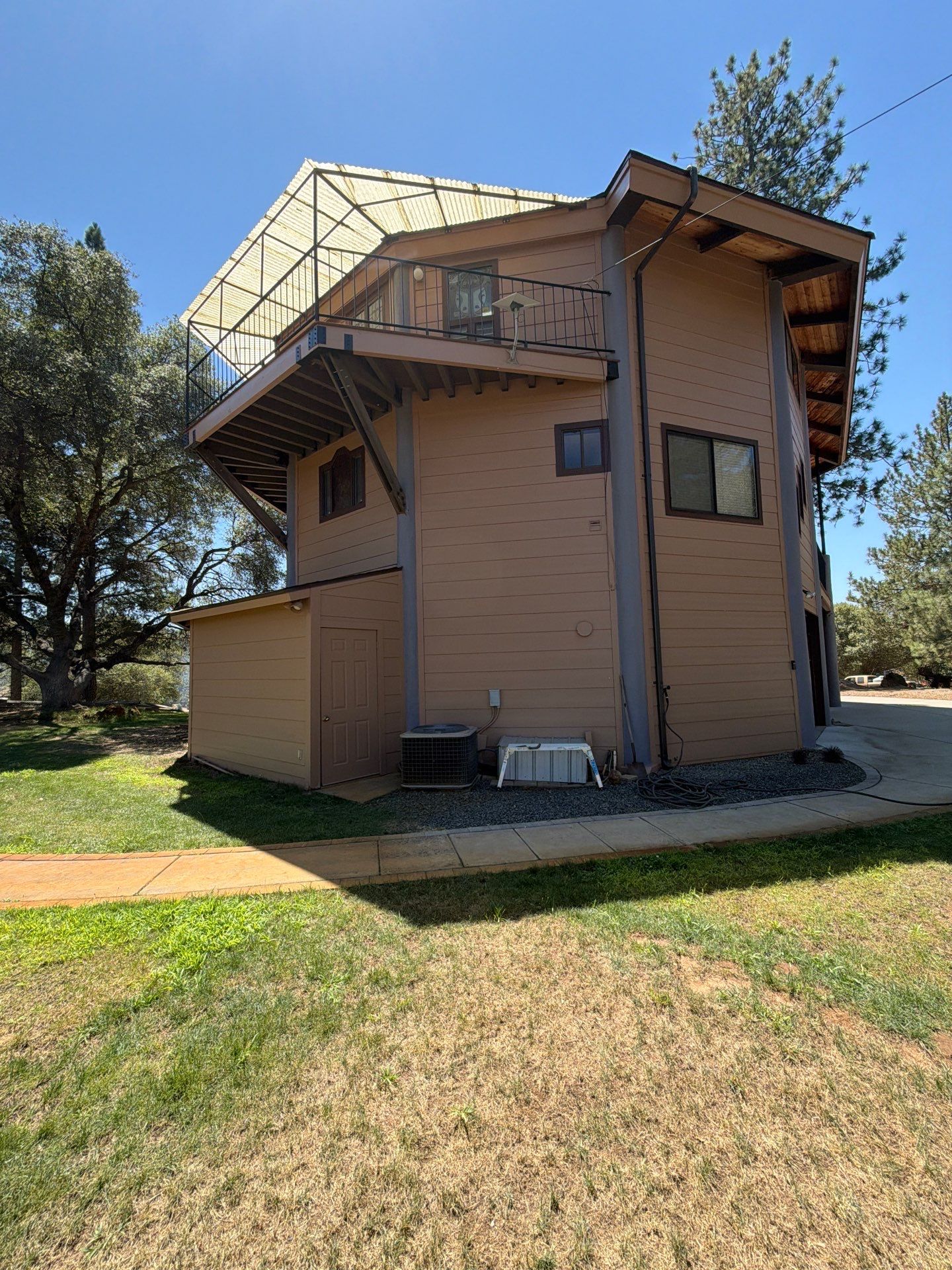 Exterior Painting in Groveland by Lancaster Painting