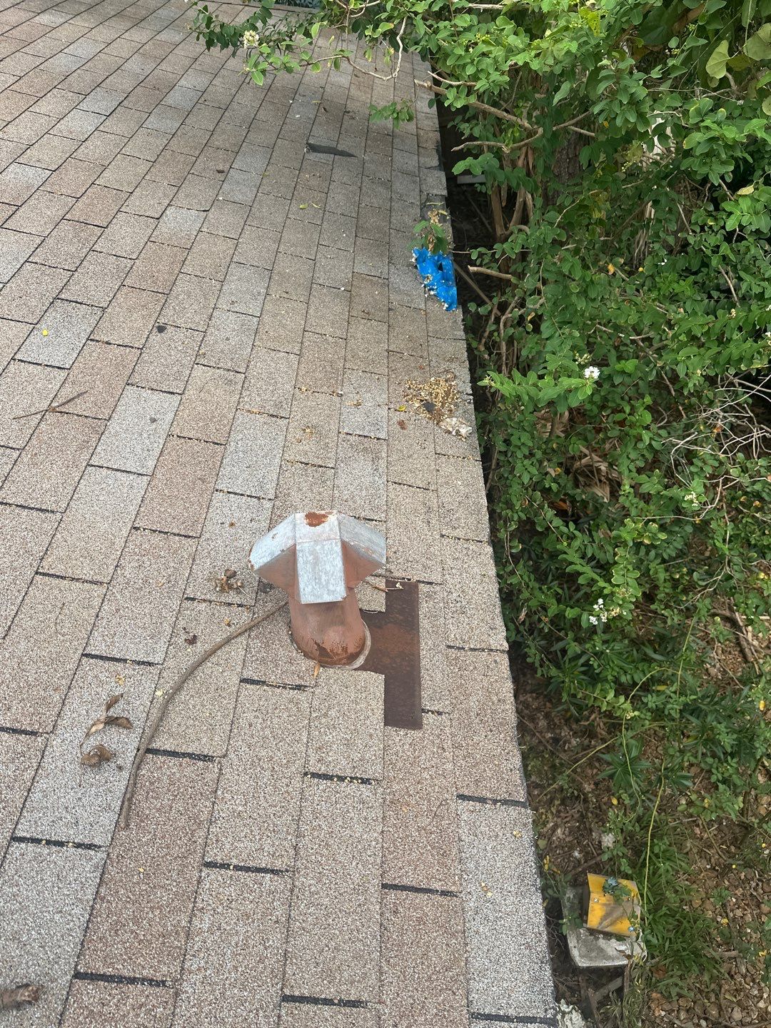 Hail Damage using Owen's Corning Duration (Lifetime) Shingles by Roof Repair Company