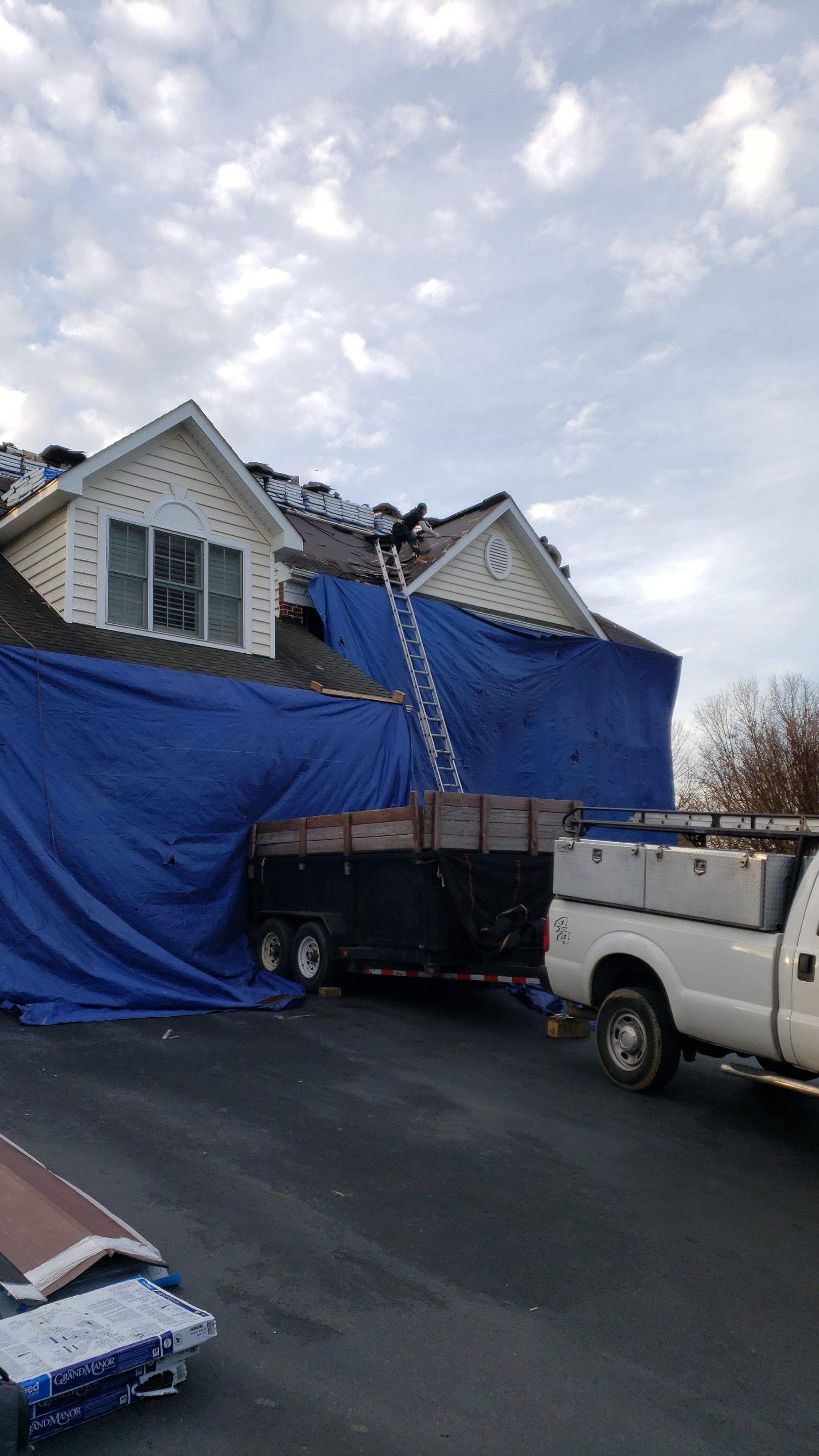 Roof Replacement using CertainTeed Grand Manor by Roof Right Inc