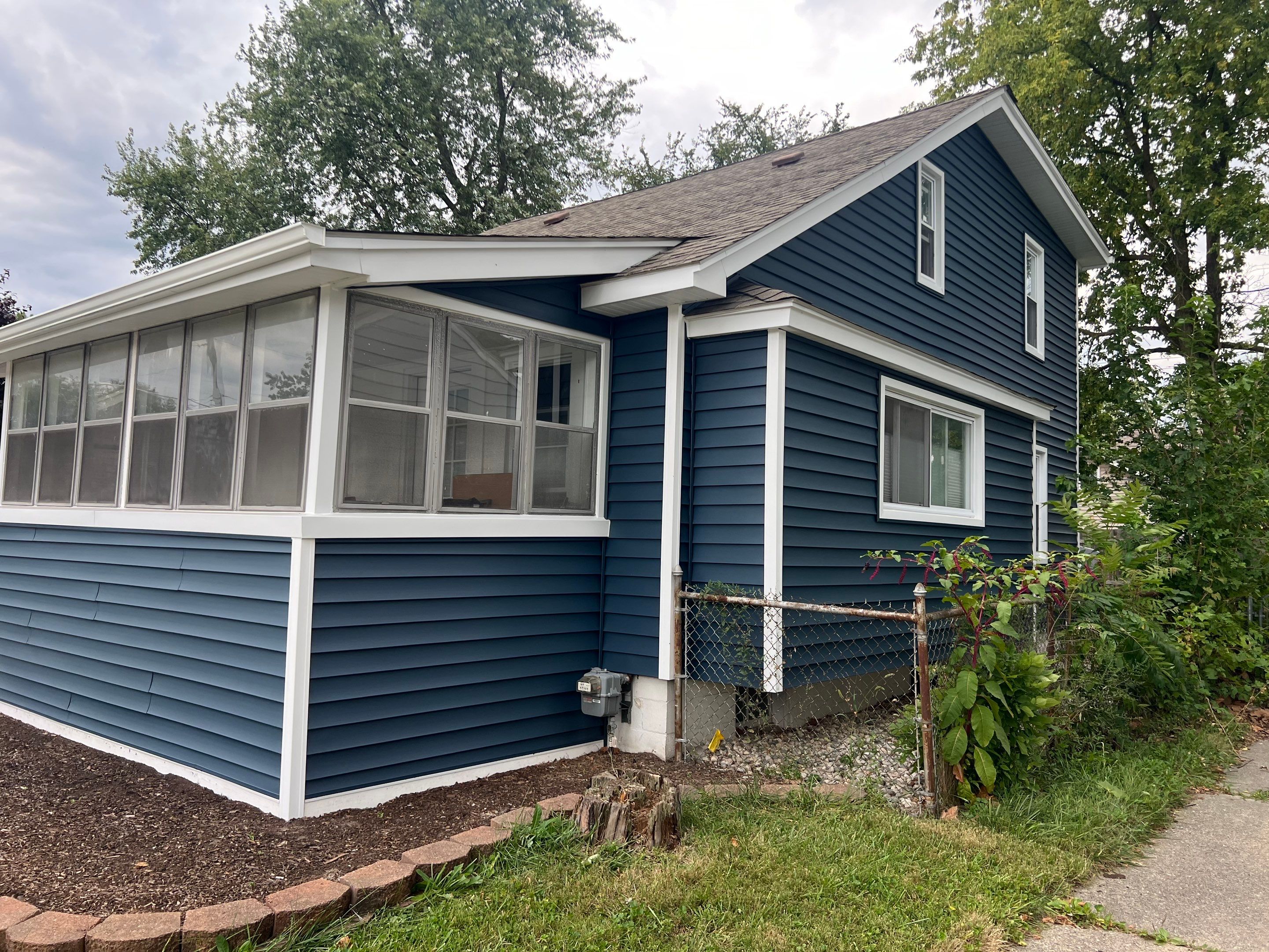 CertainTeed Vinyl Siding Replacement by Bloomfield Construction & Restoration