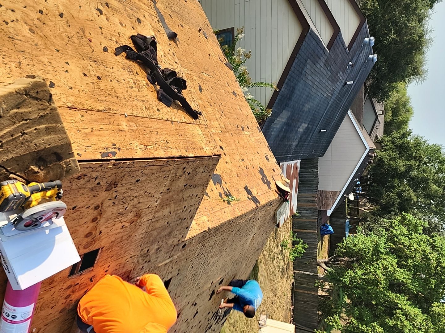 Residential Roofing Installation using Owen's Corning Duration (Lifetime) Shingles by Roof Repair Company
