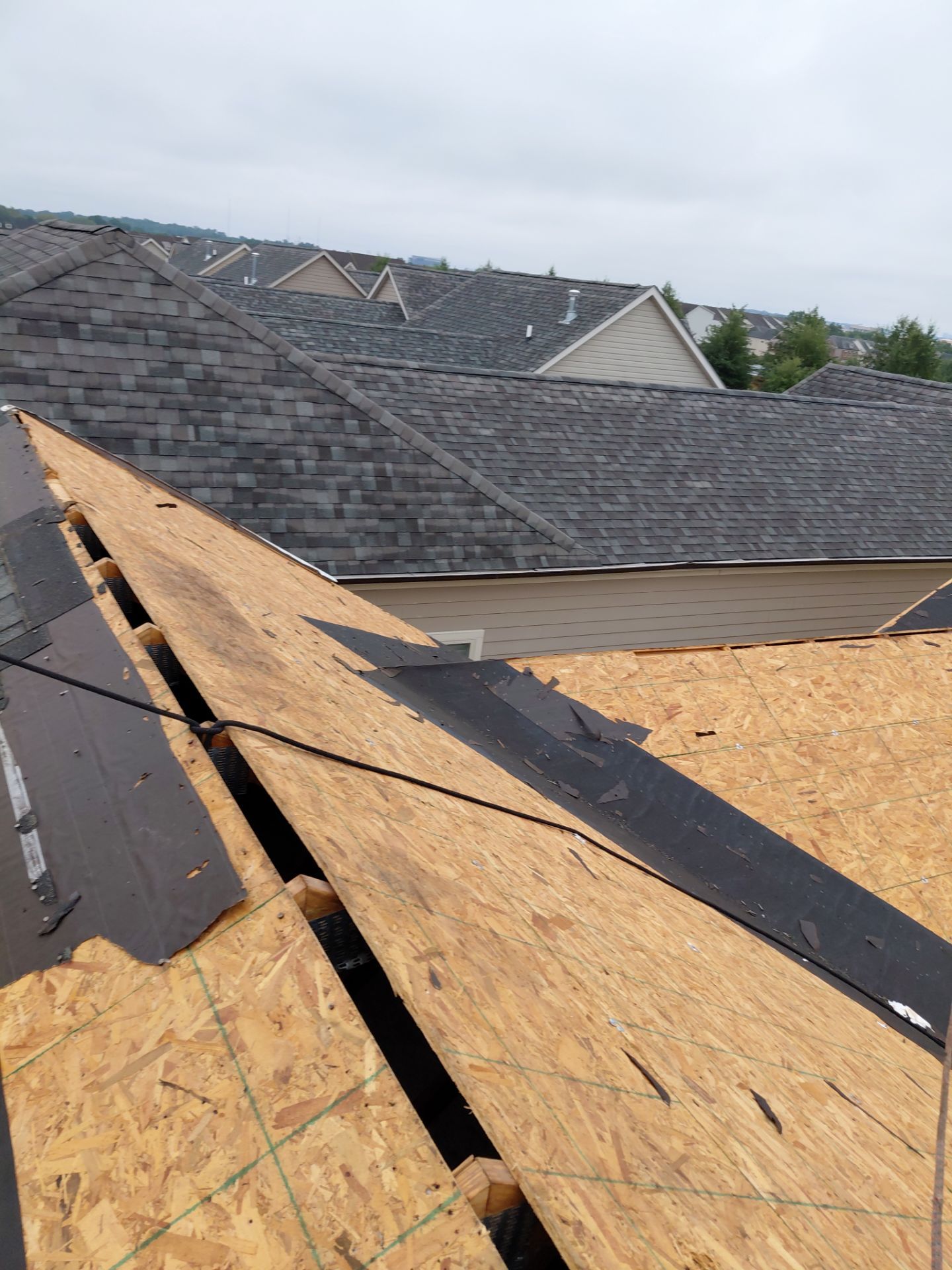 Ashburn: Residential Roof Replacement  with CertainTeed Landmark Pro in Max Def Georgetown Gray by RM Banning, Inc.