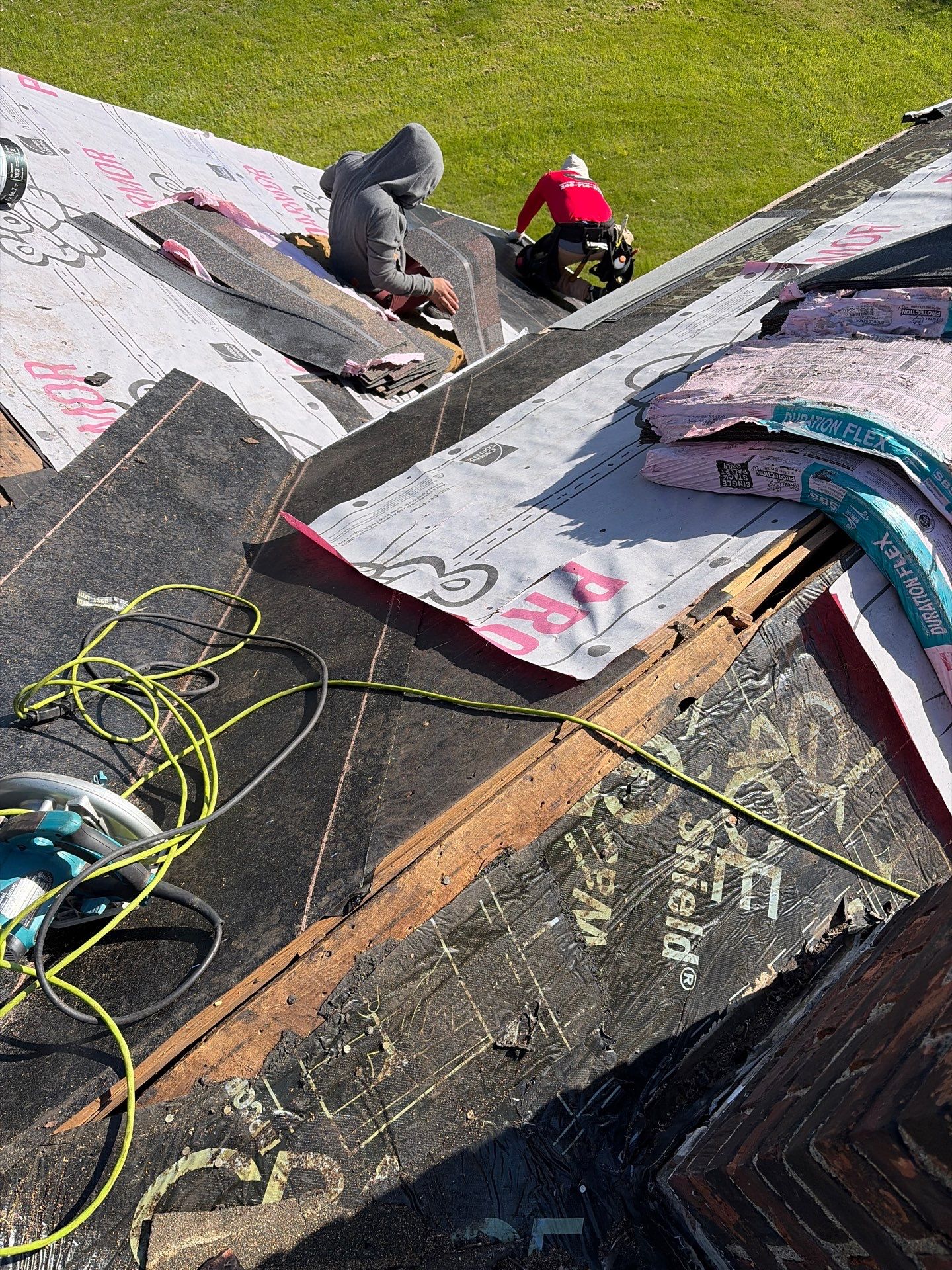 Roof Replacement using Owens Corning Duration Flex by 180 Contractors