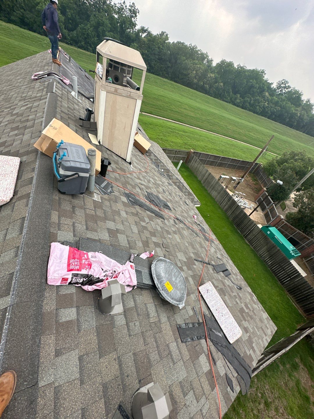 Residential Roofing Installation using Owen's Corning Duration (Lifetime) Shingles by Roof Repair Company
