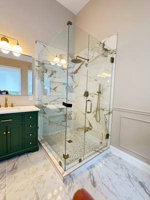 North Raleigh Retreat: A Water-Damaged Bath Reimagined