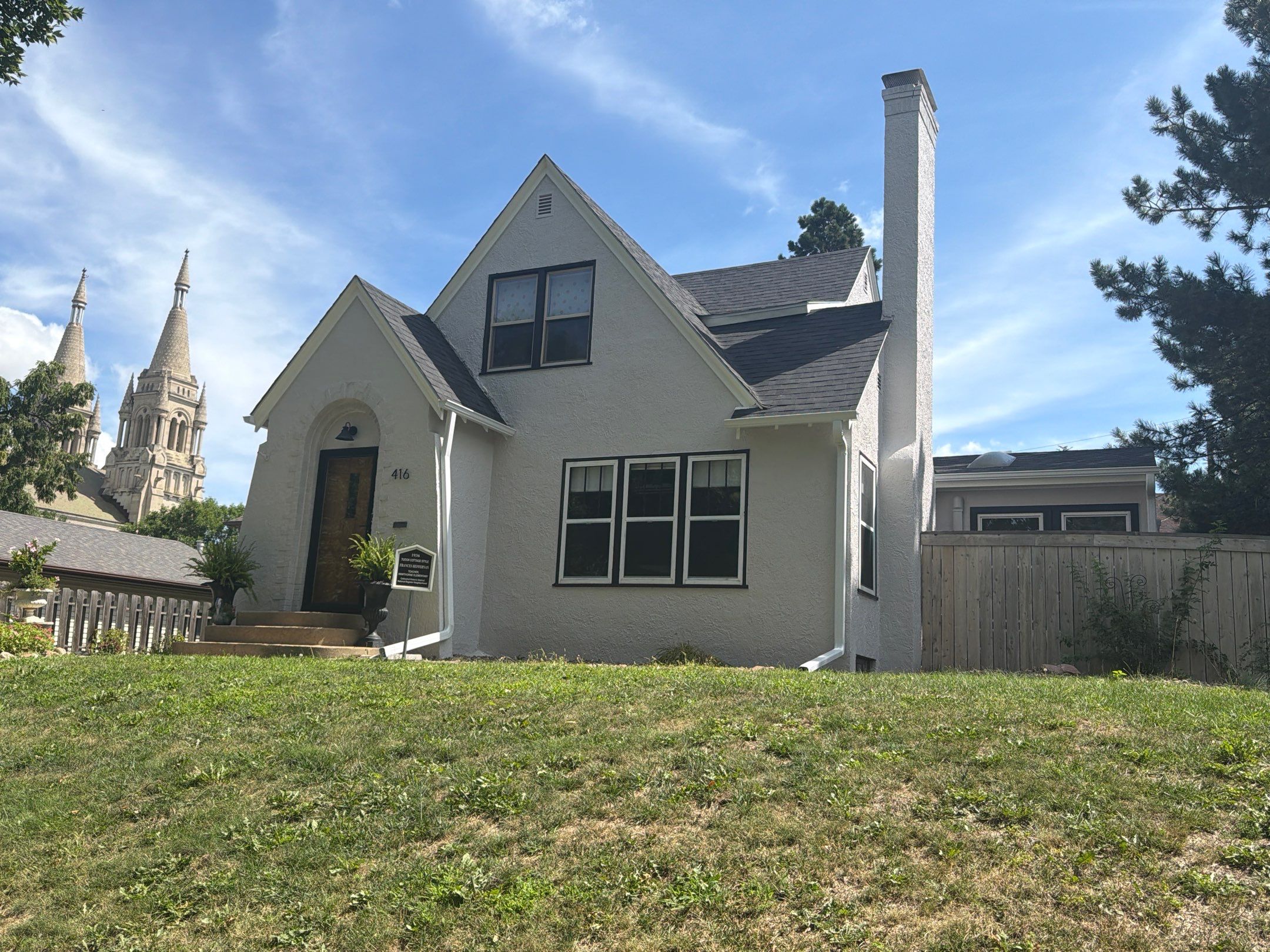 Exterior Stucco Painting and Trim Refresh in Sioux Falls by Select Painting, Coatings & Garage Cabinets