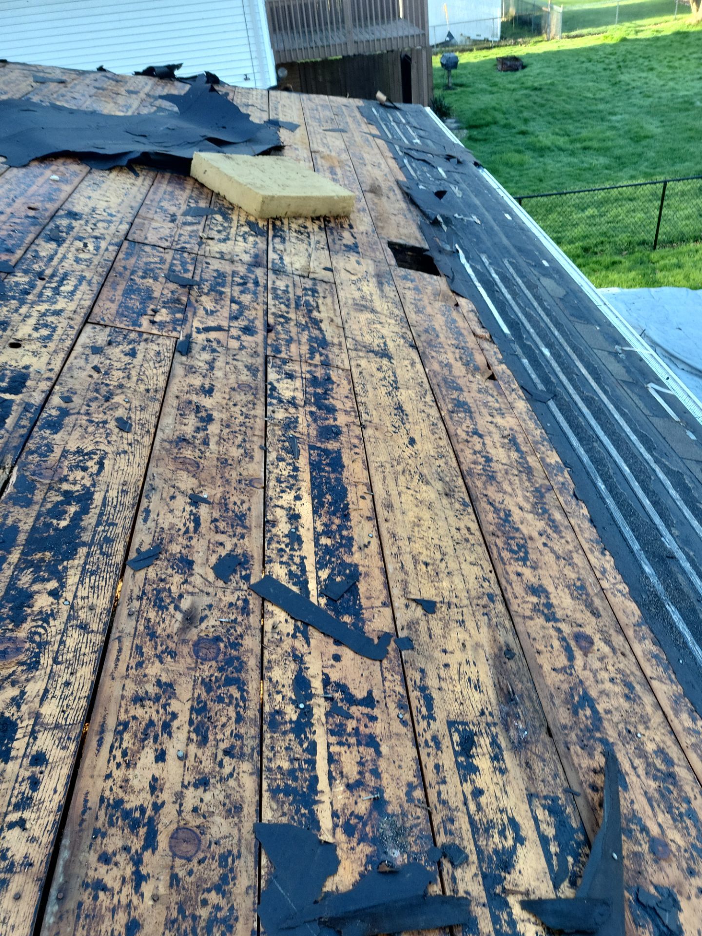 Atlas Pinnacle, Color, Weathered Wood, Drip Edge, Royal Brown by Eagle Eye Roofing