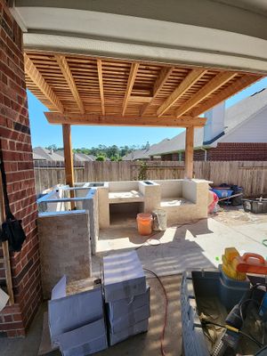 Pergola and Summer Kitchen in Conroe, TX