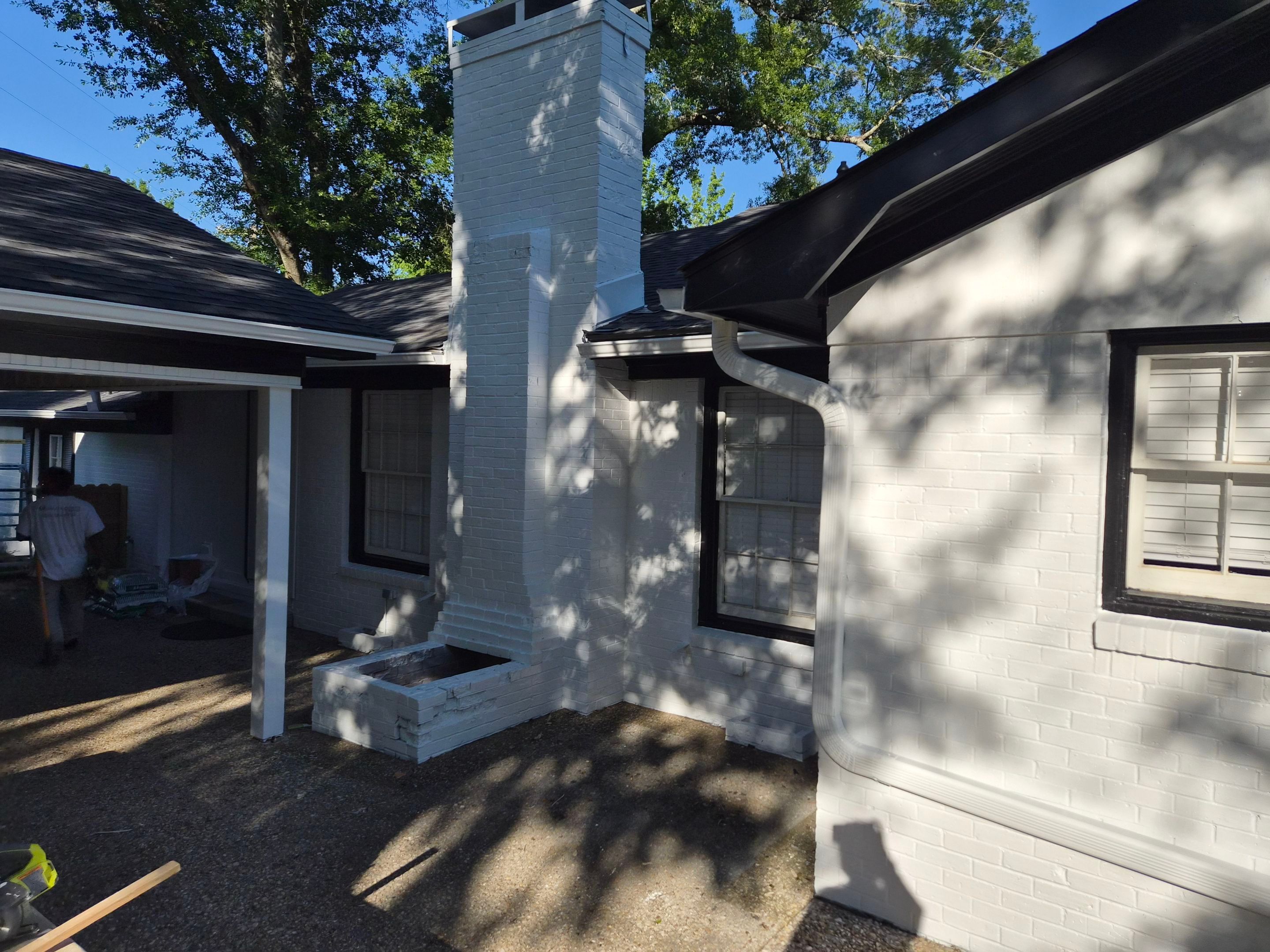 From Gray to Modern White: Exterior Repaint in Tyler, TX by Quality Coats Painting