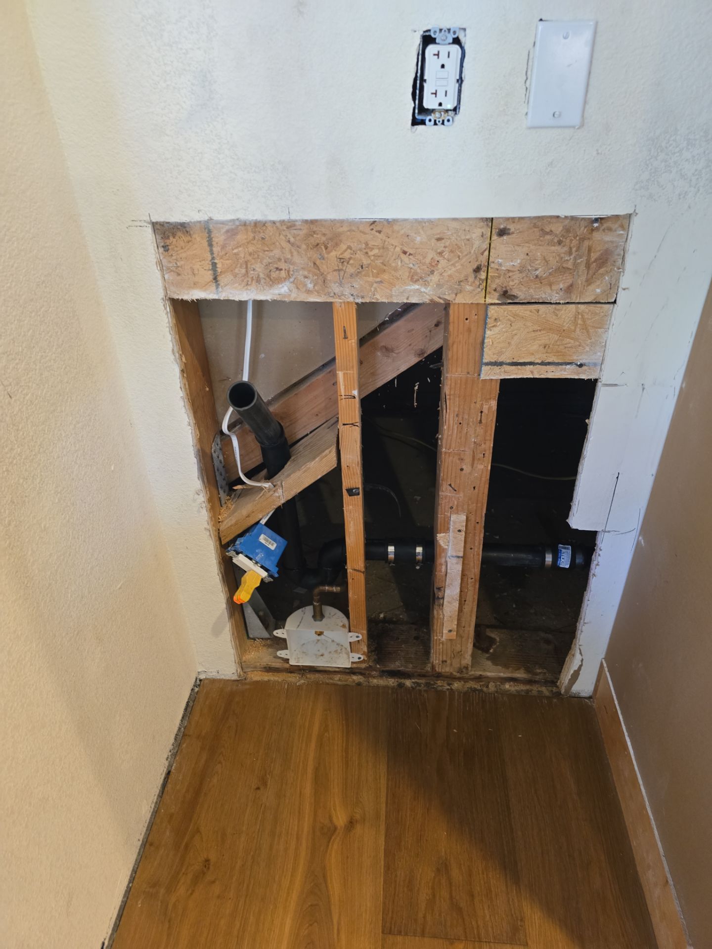 New Piping Installation in Wall & Sink/Bathtub Inspection by Us Plumbing 