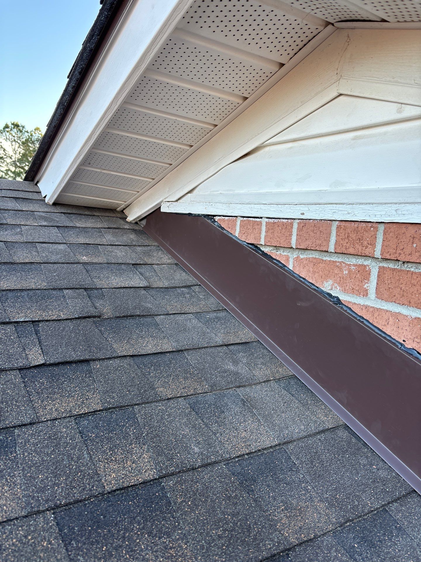 GAF HDZ - Barkwood by Linta Roofing