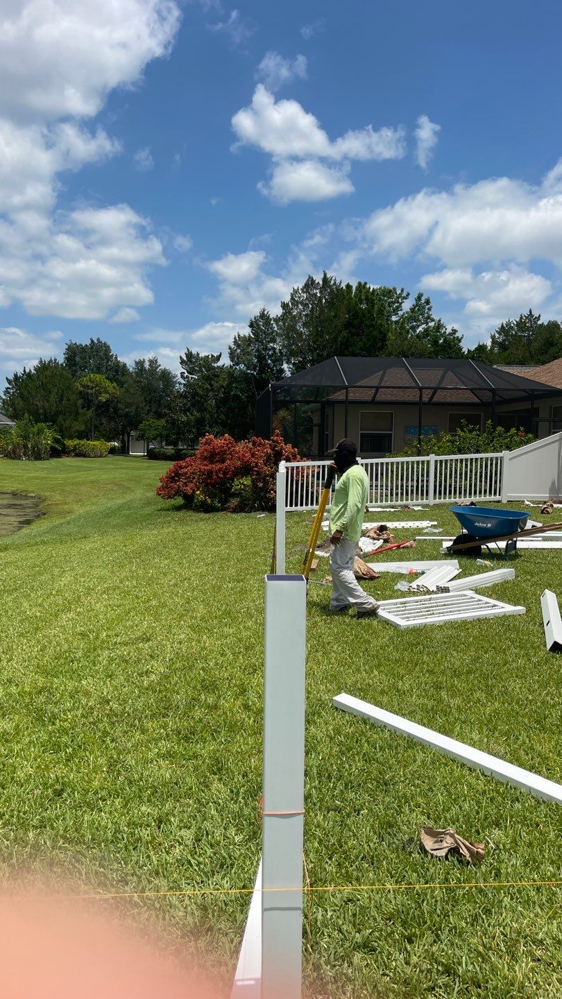 Lakewood Ranch, FL White Vinyl Privacy & Picket Fence by Asap fence and gates, LLC