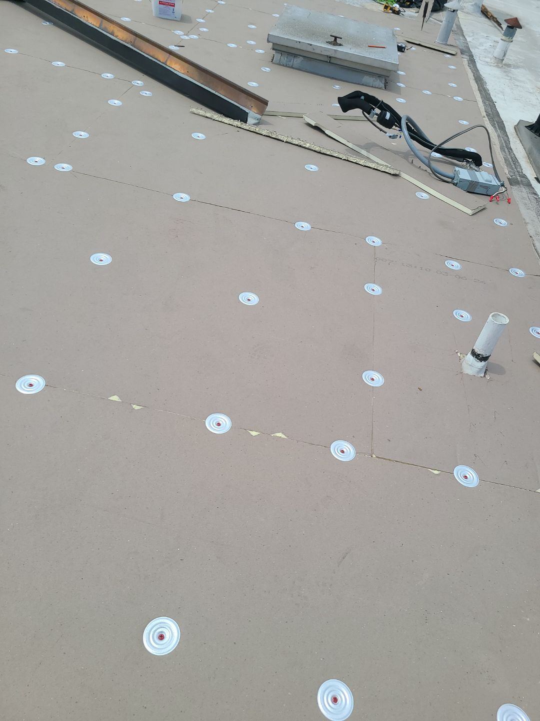 Alexandria: Carlisle Syntec TPO Flat Roof Installation by RM Banning, Inc.