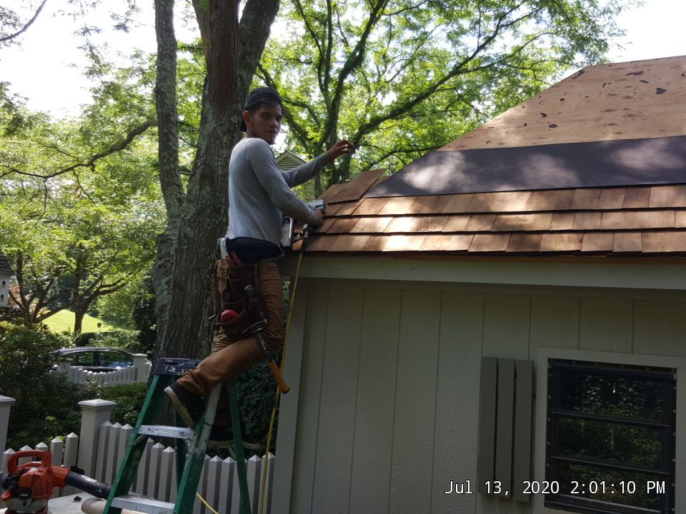 Cedar Roof in Ruxton using Cedar Roof by Roof Right Inc